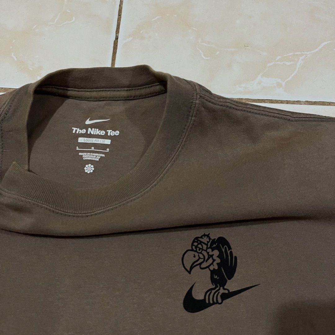 Nike Brown Swoosh (Category: Tshirts & Polo Shirts ) located in Alubijid. Submitted by rstylthrft (Listing ID 1470634534, Image 2). Description: .