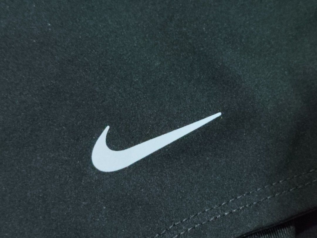 Nike Dri-Fit Running Short (Category: Activewear) located in General Santos City (Dadiangas). Submitted by alfredanth42291 (Listing ID 1470619658, Image 3). Description: NIKE RUNNING SHORT black womens XS W: 24.5-32 L: 12.5 -1 stretchable back pocket -w/ inner cycling -1 cycling pocket -1 inner pocket -w/ side slits -reflective logo ✓✓excellent condition 300 #sports #pickleball #gym #badminton #trail .