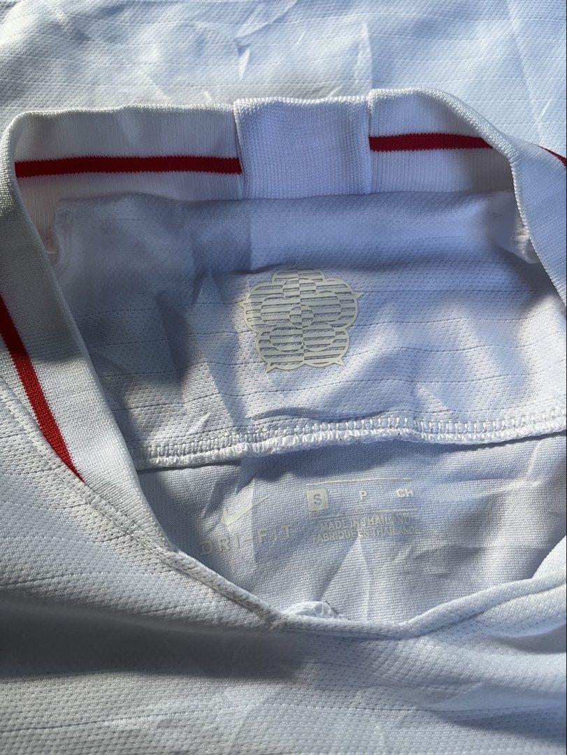 Nike England Football Jersey (Category: Activewear) located in Dumaguete. Submitted by kxnethrifted (Listing ID 1470633552, Image 2). Description: S on Tag Fits S to M W - 18.5 L - 29 CR - 9.5/10 Excellent Condition With minimal issue last pic Price + sf.