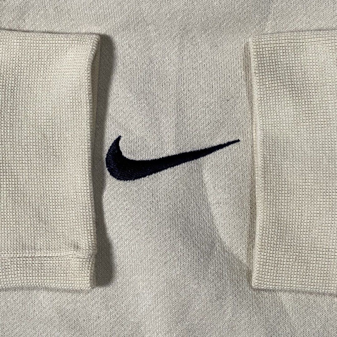 Nike Mini Swoosh in Cream (Category: Coats, Jackets and Outerwear) located in Taguig. Submitted by workwearheads (Listing ID 1470595144, Image 3). Description: 🏷️Tag size: Medium ▪️Width: 23 ▪️Length: 24 ▪️Color rate: 10/10 ▪️No issue ▪️Excellent Condition.