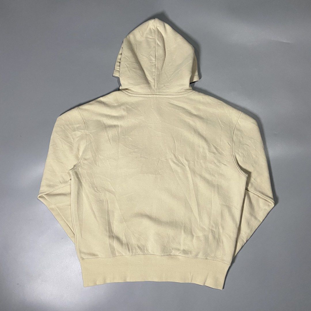 Nike Mini Swoosh in Cream (Category: Coats, Jackets and Outerwear) located in Taguig. Submitted by workwearheads (Listing ID 1470595144, Image 2). Description: 🏷️Tag size: Medium ▪️Width: 23 ▪️Length: 24 ▪️Color rate: 10/10 ▪️No issue ▪️Excellent Condition.