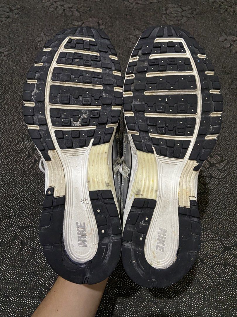 Nike P-6000 Metallic Silver🔥 (Category: Sneakers) located in Liloan. Submitted by kjsneaks (Listing ID 1470562404, Image 3). Description: WTS📢 Size 8.5 men, 26.5cm Authentic Excellent condition Sign of usage Can do shipping Dm me📥.