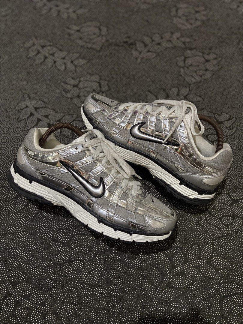 Nike P-6000 Metallic Silver🔥 (Category: Sneakers) located in Liloan. Submitted by kjsneaks (Listing ID 1470562404, Image 1). Description: WTS📢 Size 8.5 men, 26.5cm Authentic Excellent condition Sign of usage Can do shipping Dm me📥.