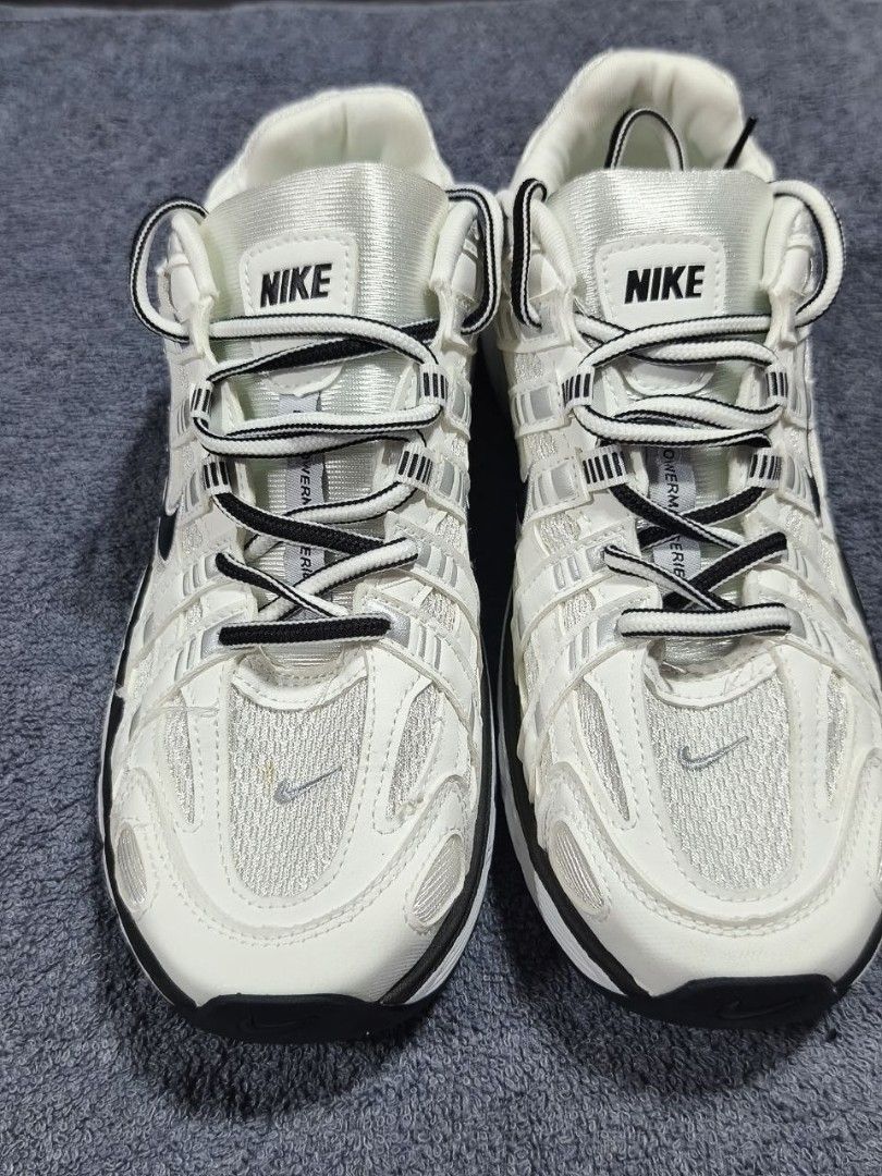 Nike P-6000 White Black Sneakers (Category: Sneakers) located in Manila. Submitted by kikocastro37272 (Listing ID 1470696069, Image 1). Description: - Brand: Nike P-6000 - Colorway: White and Black (Clean and versatile) - Style: Chunky retro runner aesthetic with mesh panels and structured overlays - Details: Features unique striped laces and classic branding on tongue and heel counter - Comfort: Cushioned soles for all-day wear - Condition: Grea