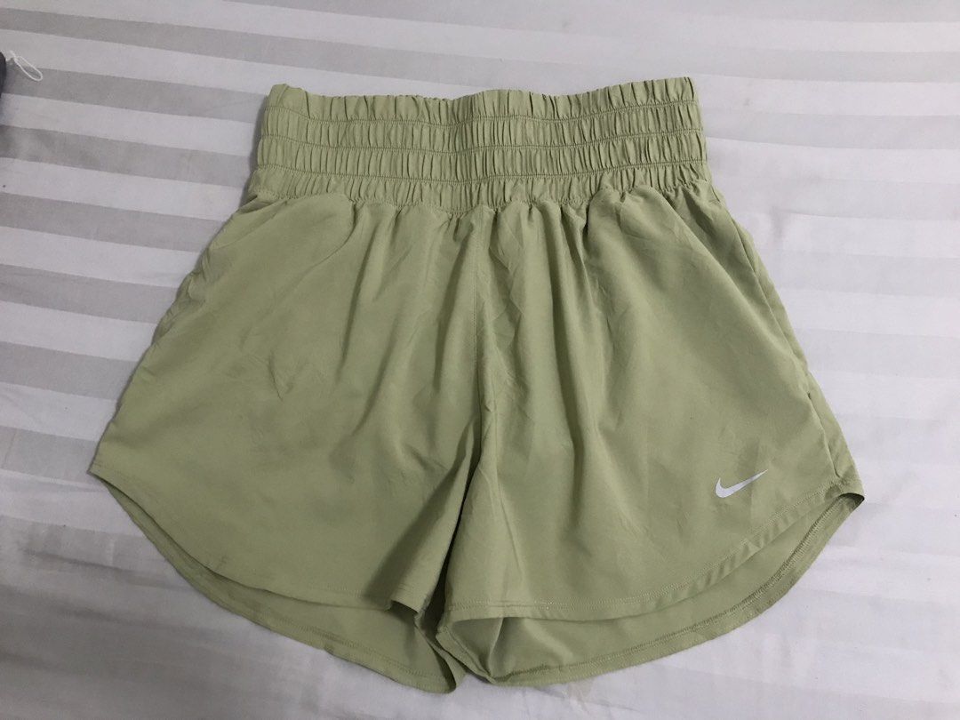 Nike Running Short (Category: Activewear) located in Manila. Submitted by freshlemon58885 (Listing ID 1470565972, Image 1). Description: Med on Tag With Inner Underwear With 2 side pockets .
