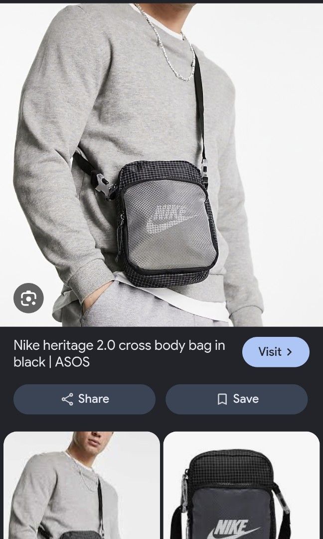 NIKE SLING BAG MEN (Category: Sling Bags) located in General Mariano Alvarez. Submitted by adonid (Listing ID 1470634814, Image 2). Description: GOOD CONDITION ORIGINAL NIKE SLING BAG NORMAL SIGN OF USAGE ONLY NO ISSUE.