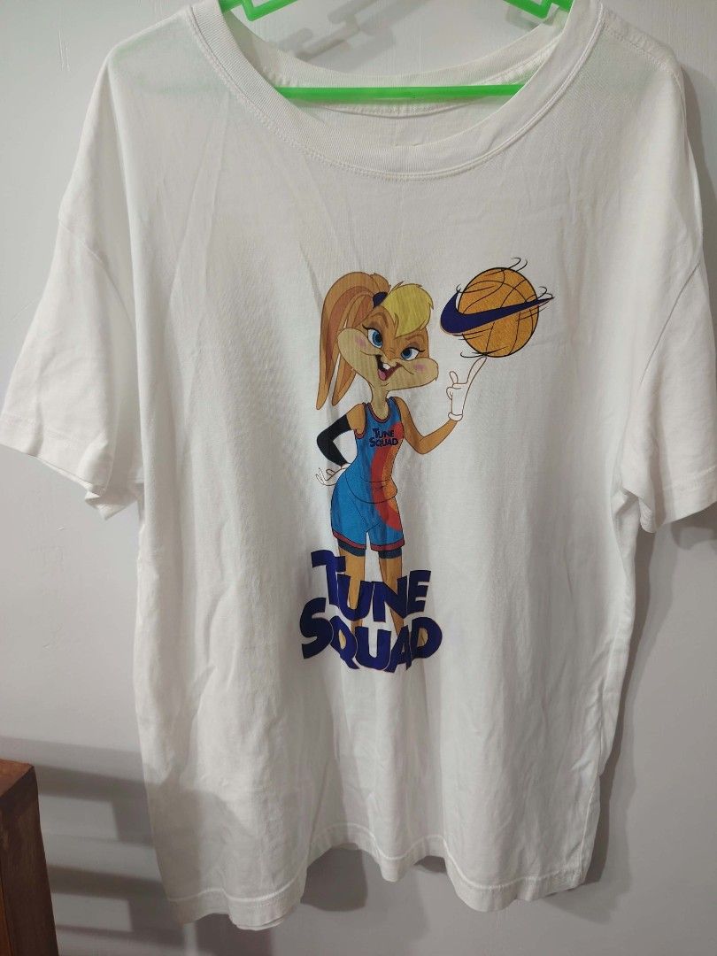 Nike space jam tee (Category: Tshirts & Polo Shirts ) located in Baguio. Submitted by vault62 (Listing ID 1470705736, Image 1). Description: like new no issue size large.