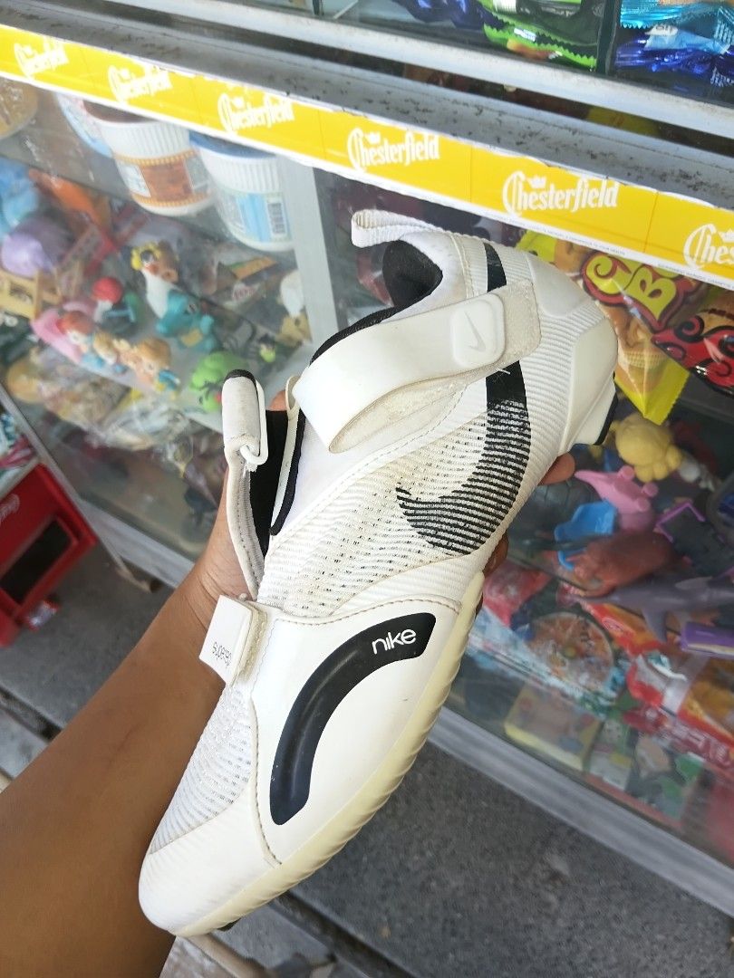 Nike SuperRep Cycle Indoor Cycling Shoes (Category: Shoe inserts) located in Bocaue. Submitted by ivan.fernando (Listing ID 1470742639, Image 2). Description: - Brand: Nike SuperRep Cycle Indoor Cycling Shoes - Colorway: White and Black (Style Code: CJ0775-100) - Closure: Dual hook-and-loop straps for a secure fit - Comfort: Lightweight, breathable mesh upper ideal for intense spin workouts - Compatibility: Works with standard cycling cleats - Co