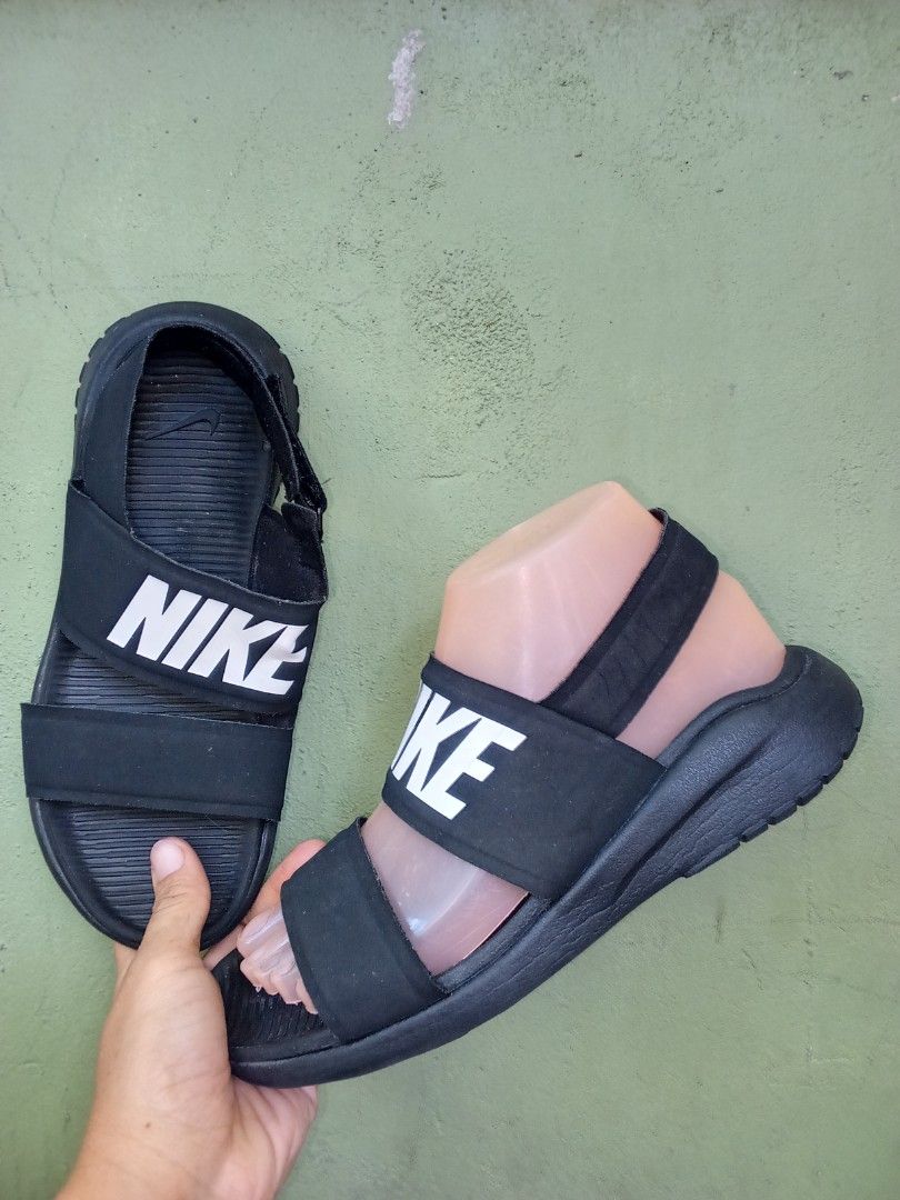 Nike tanjun sandals (Category: Flats & Sandals) located in General Santos City (Dadiangas). Submitted by ukayonlineshoppe (Listing ID 1470631936, Image 1). Description: excellent condition 2 pairs available.