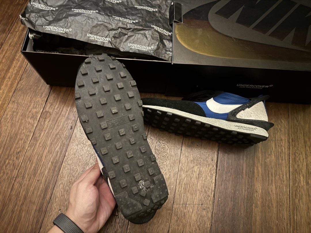 Nike Undercover Daybreak (Category: Casual Shoes) located in Manila. Submitted by aahahanyenye (Listing ID 1470720378, Image 2). Description: Suuuuuper sariwa - Very Rarely Used - Size 10 - Suuuuuuper rare, cant find any similar AS GOOD condition as this in marketplace - No heel drags and sole is completely intact (Had this reglued perfectly - Was pulling the sole to test and its still very intact [Reglued by Celeste]).
