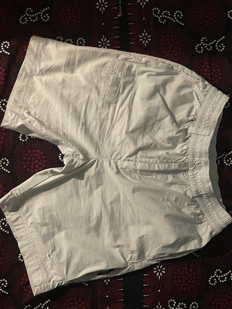 NIKE UNSCRIPTED GOLF SHORTS (Category: Activewear) located in Manila. Submitted by mahatheer2018 (Listing ID 1470568181, Image 1). Description: NIKE UNSCRIPTED GOLF SHORTS — SIZE L 💰 ₱1,000 negotiable * Brand: Nike * Model: Unscripted Golf Shorts * Style code: DV8810-025 * Color: Light grey / Photon Dust * Size: Large * Condition: Preloved — see photos for actual condition Authenticity and condition can be checked through the photos and tags. Me