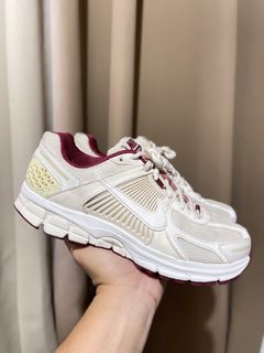 (Category: ) located in . Submitted by gfinds_shoes (Listing ID 1470666044, Image 1). Description: .