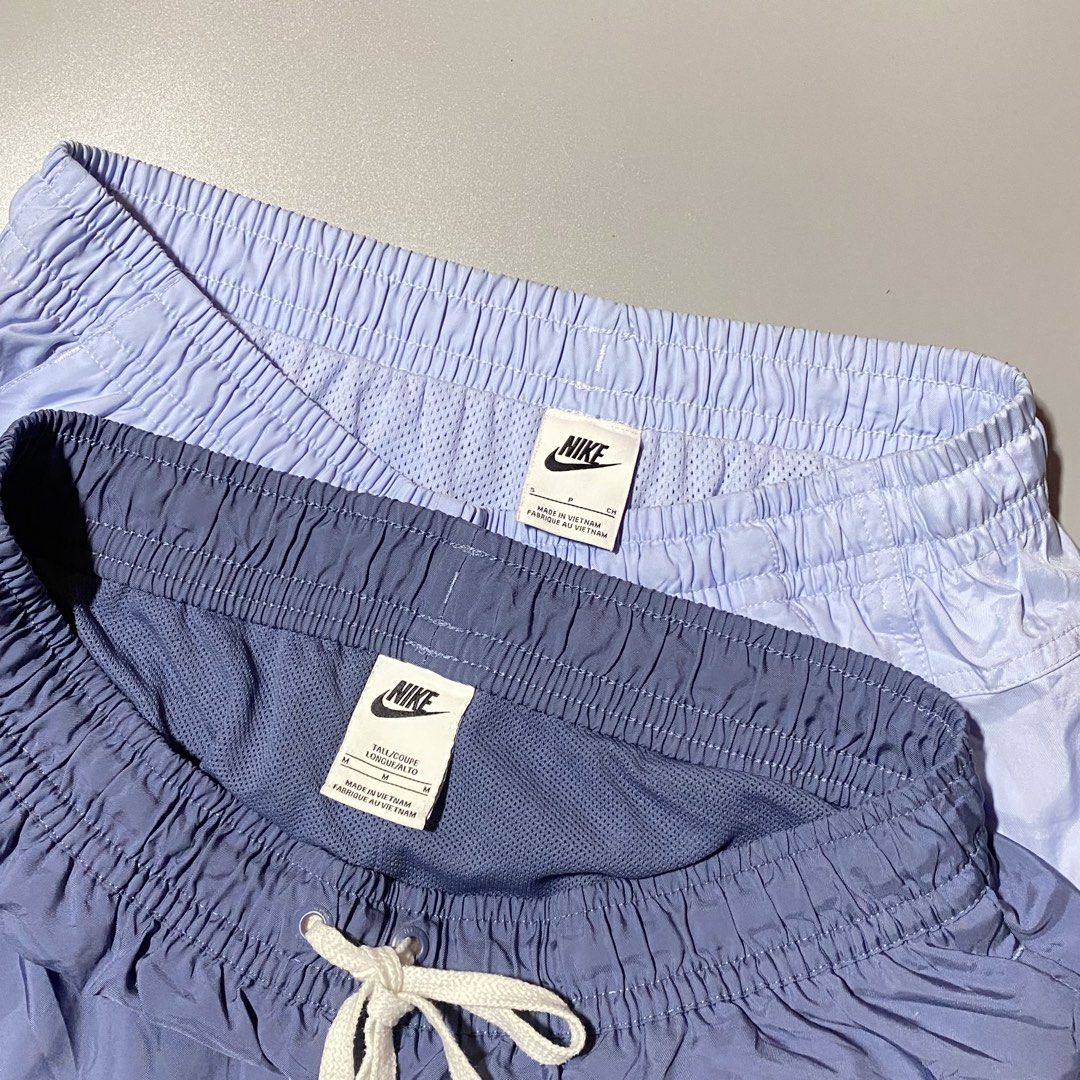 NIKE WOVEN (Category: Shorts) located in Cebu City. Submitted by thrifthing_ph (Listing ID 1470643665, Image 2). Description: .