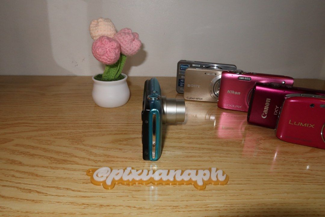 Nikon Coolpix S3200 (Category: Cameras) located in Quezon City. Submitted by pixvanaph (Listing ID 1470654875, Image 2). Description: (🦩) Nikon Coolpix S3200 [blue] price: ₱6,499 — 𝐀𝐕𝐀𝐈𝐋𝐀𝐁𝐋𝐄 𑣲 no functional issues, all working! 𑣲 16.0 megapixels, ccd sensor 𑣲 6x optical zoom 𑣲 9/10 body cosmetics 𑣲 release date: February 2012 (🐰) Inclusions: • unit itself • wet & dry wipes • microfiber cloth • pouch • battery • universal charger •