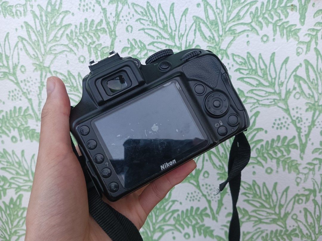 Nikon D3400 (Category: Cameras) located in Baguio. Submitted by alli.b418 (Listing ID 1470638853, Image 3). Description: 📸 NIKON D3400 DSLR CAMERA SET Inclusions: • Nikon D3400 Camera Body • Nikon Kit Lens • Nikon AF NIKKOR 70-300mm f/4-5.6G Zoom Lens • 2 Batteries • 1 Charger ⚠️ ISSUES: • ERR message appears in the viewfinder when pressing the shutter. • LCD screen has no display. 🔧 Sold AS-IS. For repair, troubleshooting, or spare parts. 💰 P