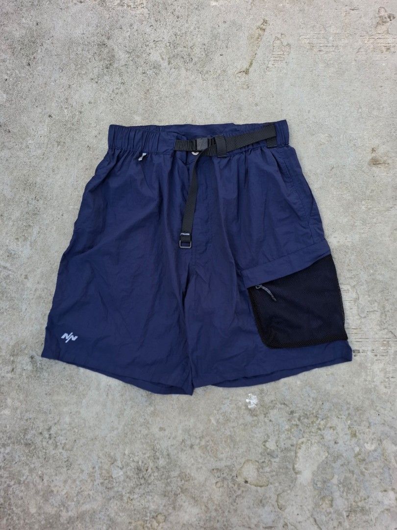 NINEPointNINE Technical Gorpcore Utility Packable Short (Category: Activewear) located in Iloilo. Submitted by mnky.bsns03 (Listing ID 1470658755, Image 1). Description: 9.5/10 Color rate No Issues 30 Waistline 20 Length 13.5 Thigh 13 Leg Opening.