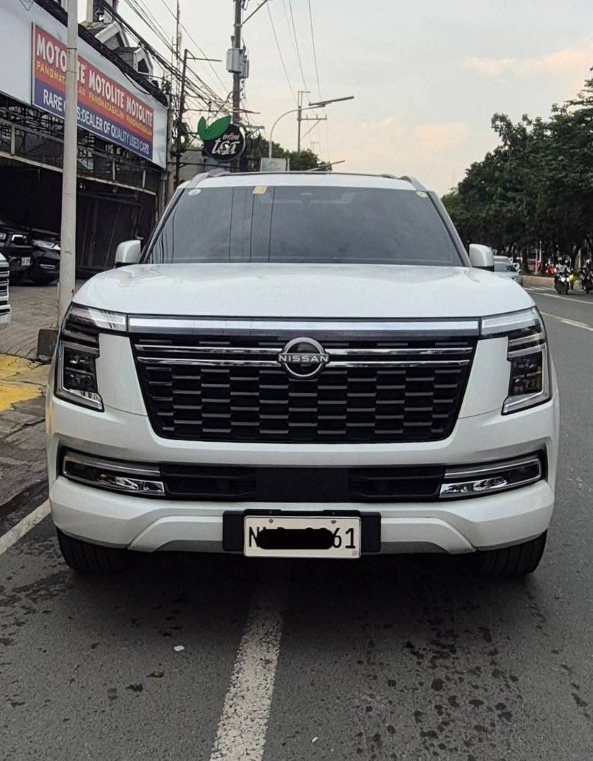 Nissan Patrol Royale4x4 Auto (Category: Used Cars) located in Manila. Submitted by colynsantos (Listing ID 1470618231, Image 1). Description: 2026 Nissan Patrol Royale 4x4 Matic / Gasoline 𝙒𝙀 𝘼𝘾𝘾𝙀𝙋𝙏 𝙏𝙍𝘼𝘿𝙀 𝙄𝙉 𝘼𝙉𝘿 𝙁𝙄𝙉𝘼𝙉𝘾𝙄𝙉𝙂‼️ 𝗖𝗮𝗹𝗹 𝗼𝗿 𝗺𝗲𝘀𝘀𝗮𝗴𝗲 𝘂𝘀 𝗳𝗼𝗿 𝗺𝗼𝗿𝗲 𝗱𝗲𝘁𝗮𝗶𝗹𝘀‼️ ☎️📞: 0️⃣9️⃣2️⃣7️⃣4️⃣9️⃣7️⃣7️⃣8️⃣9️⃣7️⃣ Mileage 8tkm‼️ BRAND NEW CONDITION COMPLETE PAPERS ‼️ Key SpecificationsEngine: 3.5-liter V6