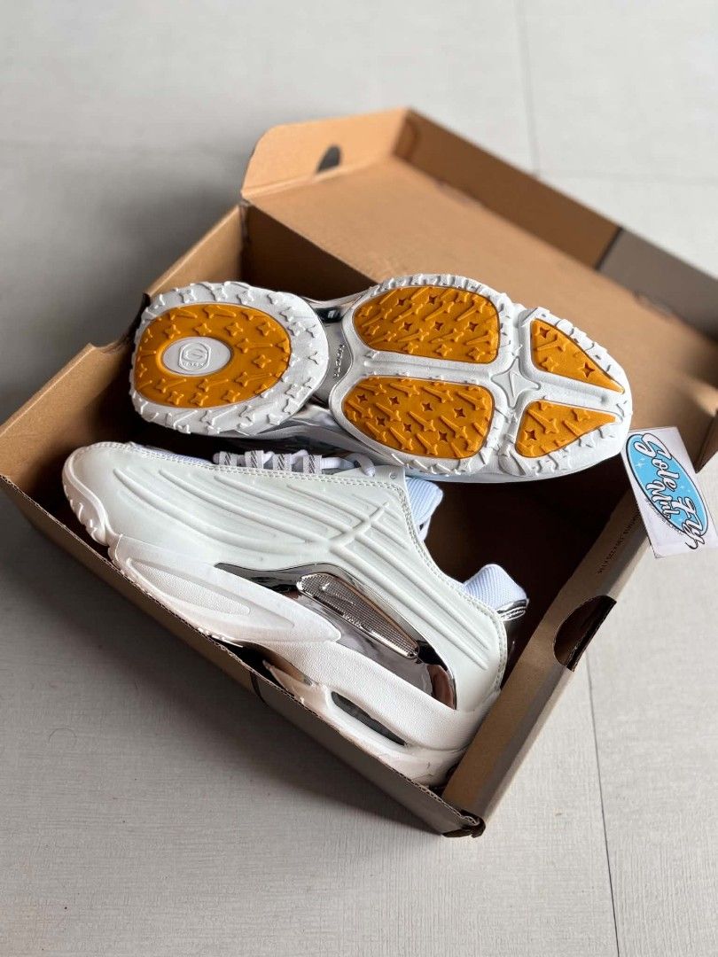 NOCTA x Nike Hot Step 2 White Silver (Category: Sneakers) located in Manila. Submitted by solefly_mnl.26 (Listing ID 1470630159, Image 3). Description: NOCTA HOTSTEP 2 WHITE SILVER bnew 1999+sf available sz 41 to 45 mens actual pic posted !!! onhand item ready to lalamove or ship msg us for orders 📩 fb page: solefly mnl v2.