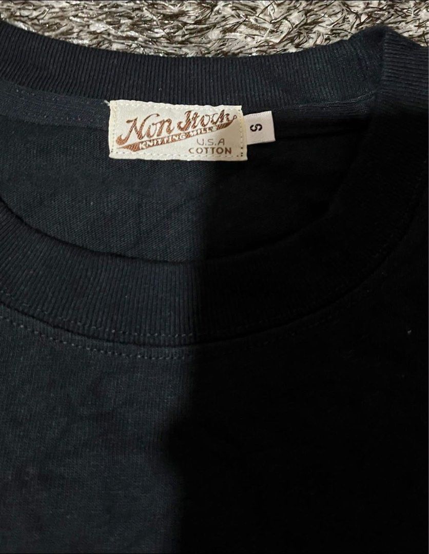 non stock tubular tee (Category: Activewear) located in Marawi City. Submitted by fixation_05 (Listing ID 1470604451, Image 3). Description: non stock tubular tee size small 20/28 great condition no issues.
