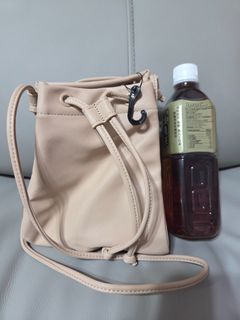 （分類：）位於 。 由 misschow1 提交（商品編號 1470659643，圖片 1）。簡介： 。