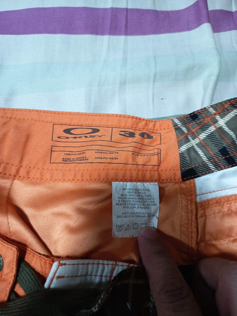 Oakley Orange Board Shorts Size 30 (Category: Swim Trunks & Board Shorts) located in Cavite. Submitted by turatman (Listing ID 1470709281, Image 3). Description: Oakley Vintage BoardShorts Dimes Waist:30 Length: 21 Location: Imus Cavite /Cainta Shipping Fee Buyers Expense.