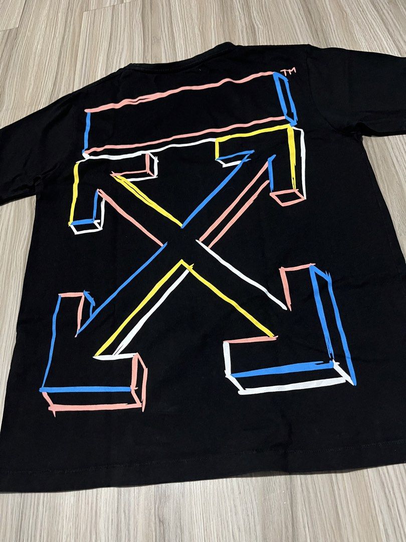 Off White Black shirt (Category: Tshirts & Polo Shirts ) located in Lipa City. Submitted by hoywilliam (Listing ID 1470707669, Image 2). Description: Off White spring-summer(Medium) single stitching Complete tags Width-20 length-27 no issue-10/10 color rate for only 600 free shipped Location- Lipa City Batangas📍 .