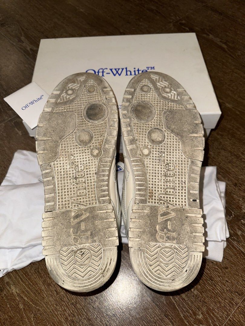 Off White (Out of Office) Triple White (Category: Casual Shoes) located in Manila. Submitted by kurbym (Listing ID 1470582393, Image 3). Description: Off White (Out of Office) Triple White Sz 46 EU OR 12 US MENS COMPLETE INCLUSIONS Needs cleaning Price: 13,000 nego Pm for more.