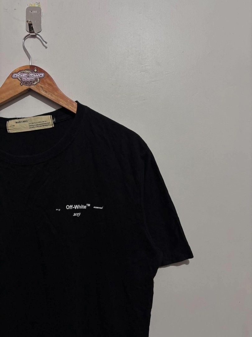 Off White Shirt (Category: Tshirts & Polo Shirts ) located in Bauan. Submitted by onetwothrift2 (Listing ID 1470653324, Image 3). Description: Off White Shirt Size: Med- Large Dimes: L25.5 W22 Color rate: 9.5/10 Excellent condition No Issue Mine: 450.