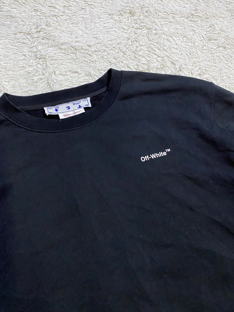Off-White Chain Arrow Skate Sweatshirt (Category: Coats, Jackets and Outerwear) located in Cavite. Submitted by nld_thrift (Listing ID 1470570166, Image 3). Description: Off-White Chain Arrow Skate Sweatshirt W 25.5 Inch L 26.5 INCH Size large Made in portugal 100% Cotton 9.5 Condition 9.5 Color rate Negotiable Open for counter offer.
