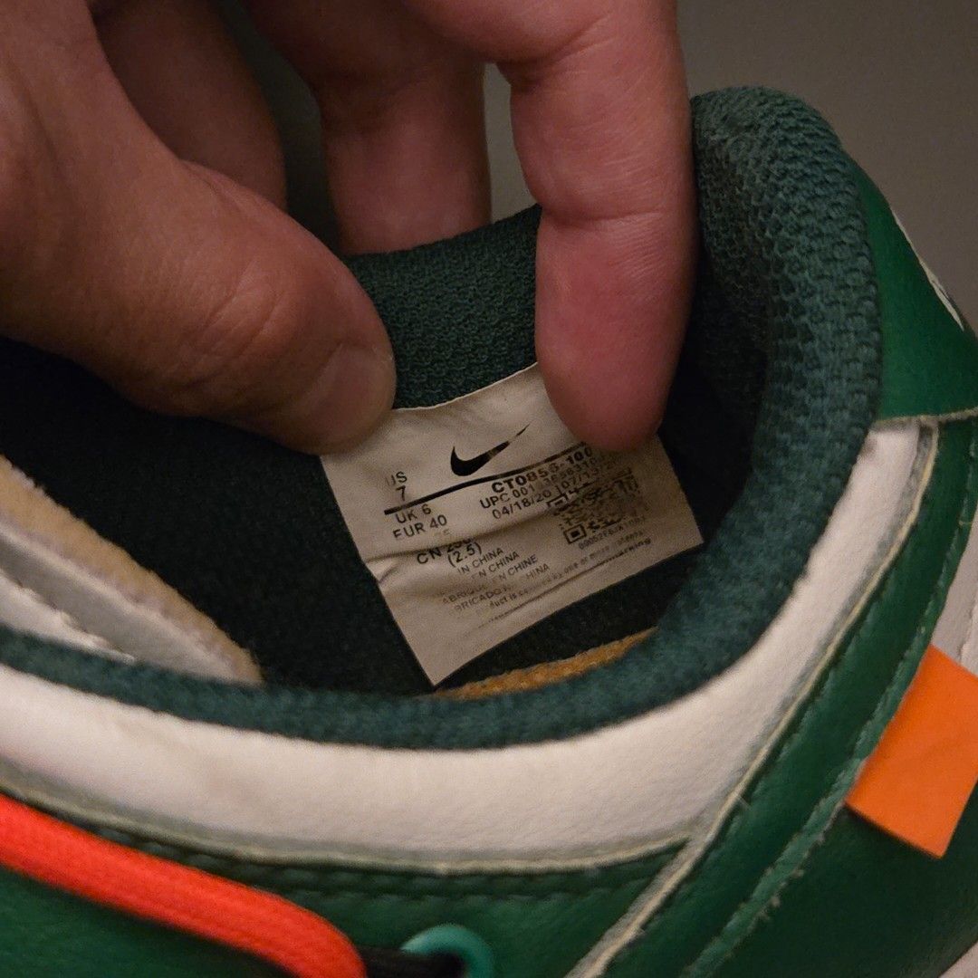 off-white x nike dunk green size 7 us men (Category: Sneakers) located in Quezon City. Submitted by flipandfind (Listing ID 1470632414, Image 3). Description: sold as is, no box check photos for it's condition P 3,500.