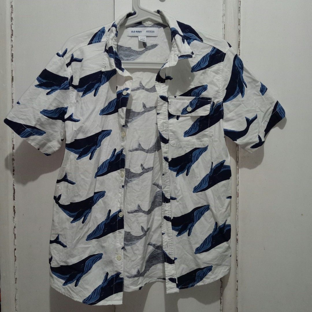 Old Navy Blue and White button down Printed Polo (Category: Tshirts & Polo Shirts ) located in Bulacan. Submitted by onetwothrift_shop (Listing ID 1470672822, Image 2). Description: ✿ XS-S ~ ♡ Ready to wear. ♡ Colors may vary due to lighting. ♡ These are preloved items, so manage your expectations. ♡ Flaws will be stated. ♡ No cancellation of order and no rushing. ✿ HAPPY SHOPPING! ✿ - visit my profile for more cheap items :) - Check our main acc