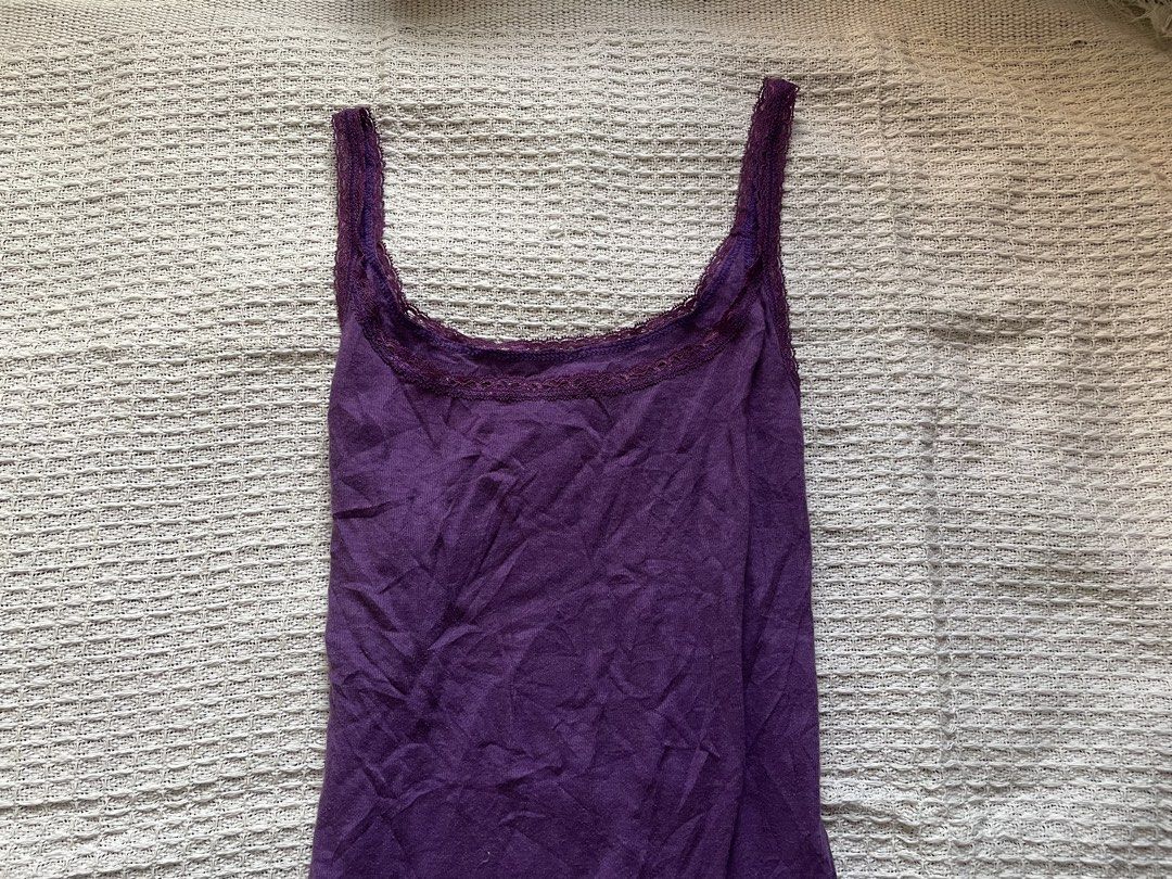 old navy purple lace cami (Category: Sleeveless) located in Meycauayan. Submitted by fae.trove (Listing ID 1470634409, Image 2). Description: .
