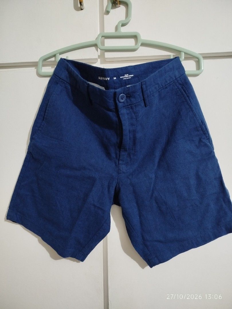 Old navy shorts (size 28) (Category: Shorts) located in Quezon City. Submitted by crci12 (Listing ID 1470596881, Image 1). Description: Old navy shorts Size 28 Unisex Color navy blue Linen blend fabric Slim fit Brand new, fitted only (removed tag only) Actual pictures posted What you see is what you get (color may vary due to lighting) P650 Meet ups: 1. Simplicity mini stop commonwealth ave., balara, qc. 2. Mgas station beside oyasa hardware luzo