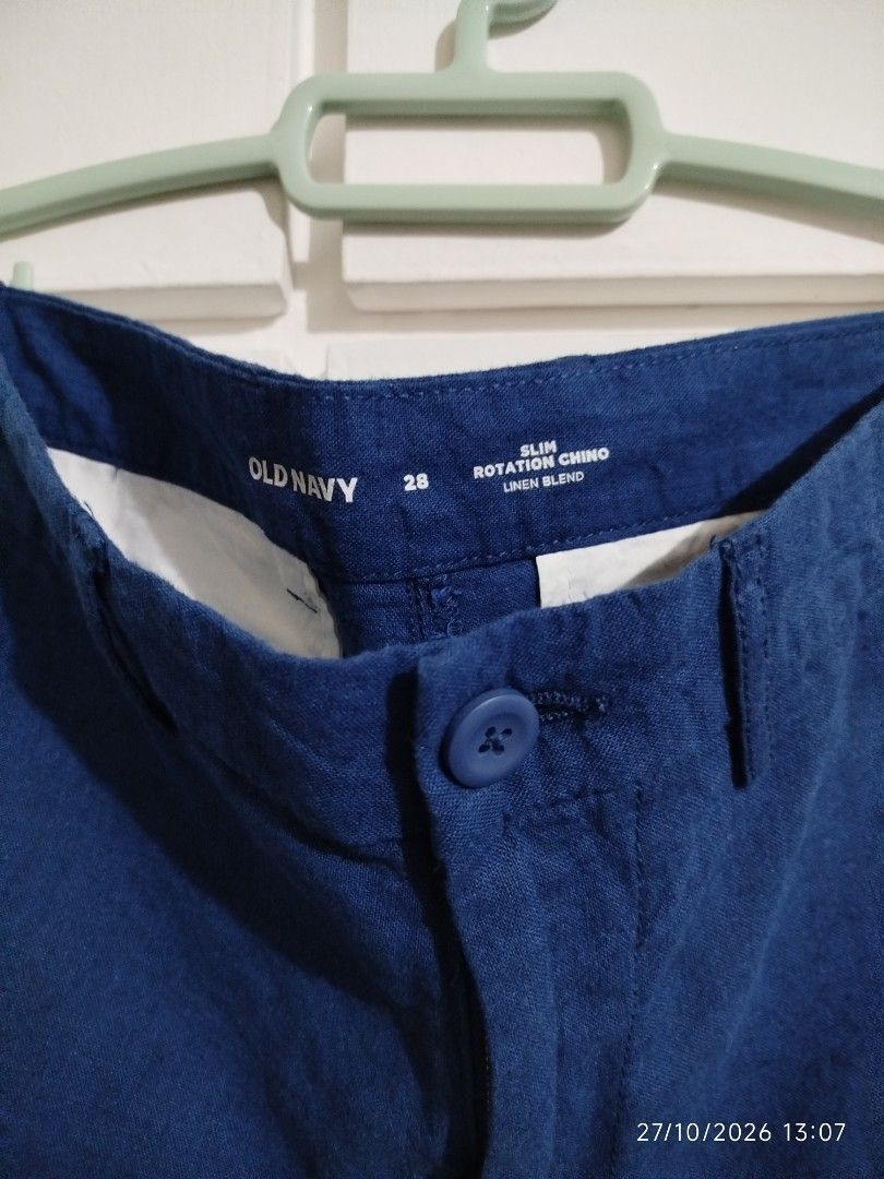 Old navy shorts (size 28) (Category: Shorts) located in Quezon City. Submitted by crci12 (Listing ID 1470596881, Image 2). Description: Old navy shorts Size 28 Unisex Color navy blue Linen blend fabric Slim fit Brand new, fitted only (removed tag only) Actual pictures posted What you see is what you get (color may vary due to lighting) P650 Meet ups: 1. Simplicity mini stop commonwealth ave., balara, qc. 2. Mgas station beside oyasa hardware luzo