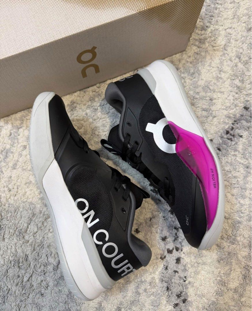 On the Roger Pro 3 (Category: Sneakers) located in Manila. Submitted by aiman_sole5 (Listing ID 1470656794, Image 2). Description: ₱2,300 Inclusion: Box only Available size: 36. 37. 38. 39. 40 📍 Tondo, Manila - Lalamove available (same day delivery) - JNT shipping available .