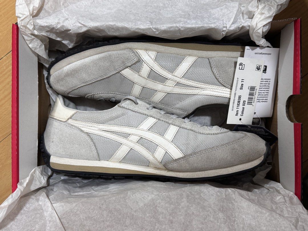Onitsuka Tiger EDR 78 Glacier Grey Cream (Category: Sneakers) located in Manila. Submitted by delapazrdee (Listing ID 1470638286, Image 1). Description: - Model: Onitsuka Tiger EDR 78 - Colorway: Glacier Grey and Cream with white tiger stripes - Size: US Unisex 11 / EUR 45 / UK 10 - Material: mesh and suede upper - Condition: Used less than 10 times - Inclusions: Original box and attached tags included negotiable rfs: di na nagagamit Meetups: sm 