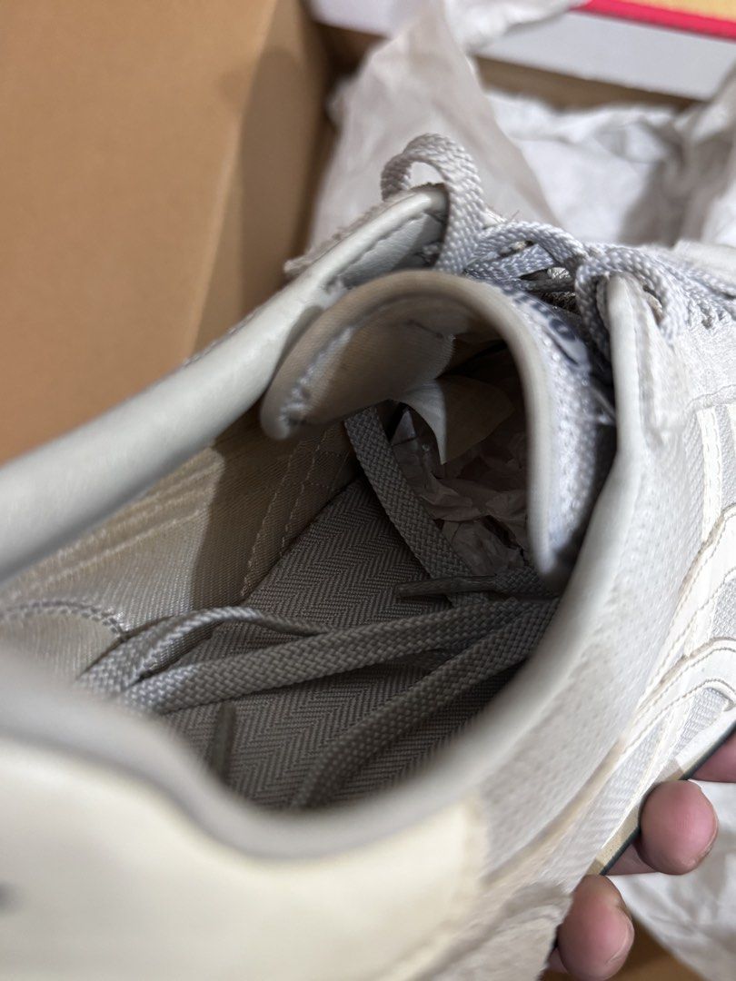 Onitsuka Tiger EDR 78 Glacier Grey Cream (Category: Sneakers) located in Manila. Submitted by delapazrdee (Listing ID 1470638286, Image 3). Description: - Model: Onitsuka Tiger EDR 78 - Colorway: Glacier Grey and Cream with white tiger stripes - Size: US Unisex 11 / EUR 45 / UK 10 - Material: mesh and suede upper - Condition: Used less than 10 times - Inclusions: Original box and attached tags included negotiable rfs: di na nagagamit Meetups: sm 