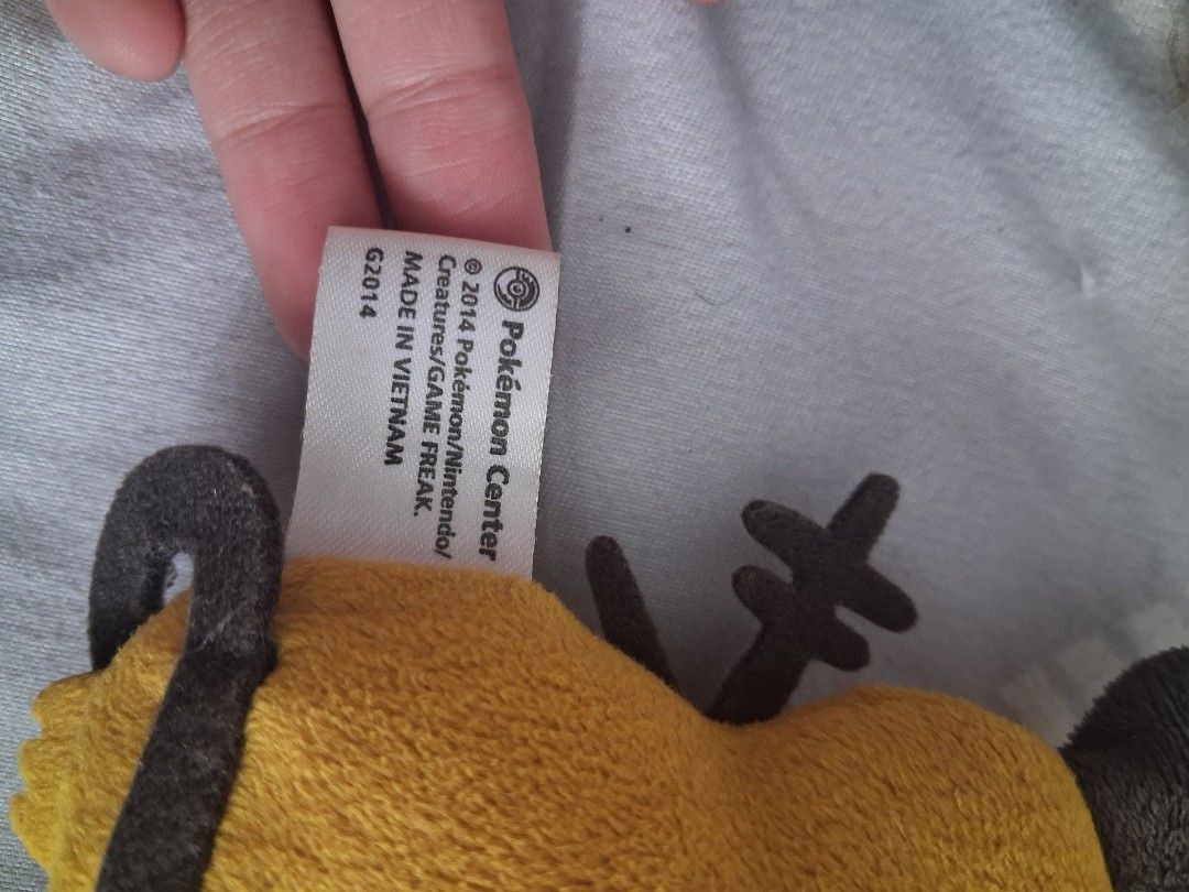 Oops Dedene Pokemon Charm (Category: Plushies & Soft Toys) located in Aguinaldo. Submitted by shrimpytrinkies (Listing ID 1470567701, Image 3). Description: Pm 4 more details Sf to be shouldered by buyer.
