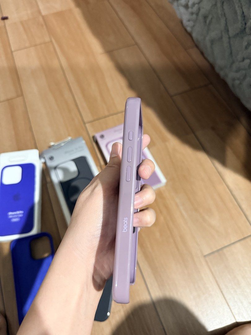 Original Beats iphone 16 pro case (Category: Cases & Sleeves) located in Cagayan de Oro. Submitted by shincin11 (Listing ID 1470659681, Image 3). Description: RFS Decluterring .
