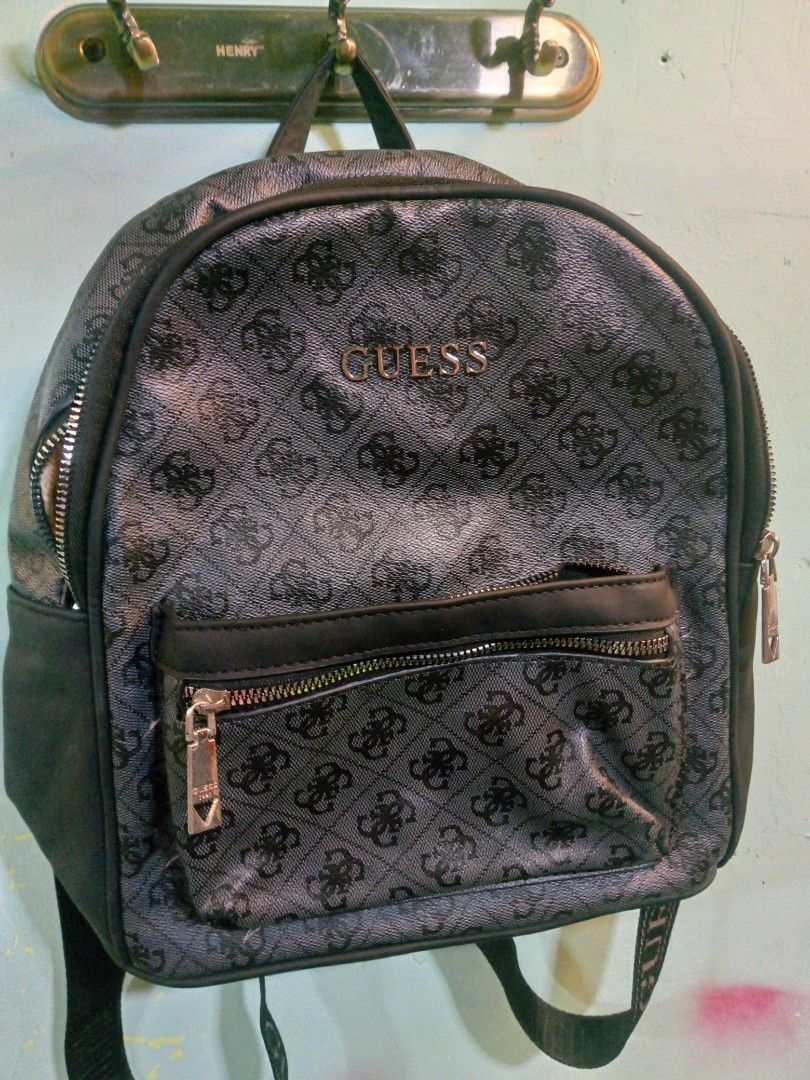 Original Guess back pack (Category: Luxury Bags & Wallets) located in Manila. Submitted by mjfinds.ph (Listing ID 1470720212, Image 1). Description: 🎒 ORIGINAL GUESS BACKPACK FOR SALE! 🖤 💰 PRICE: ₱600 ONLY 📍 Location: Pasay City Selling my original GUESS backpack! ✨ ✅ Original GUESS brand ✅ Used but not abused ✅ Still good for everyday use ✅ Affordable price! 💸 ₱600 — PM for inquiries! 📩 Message me if interested. First come, first served! #