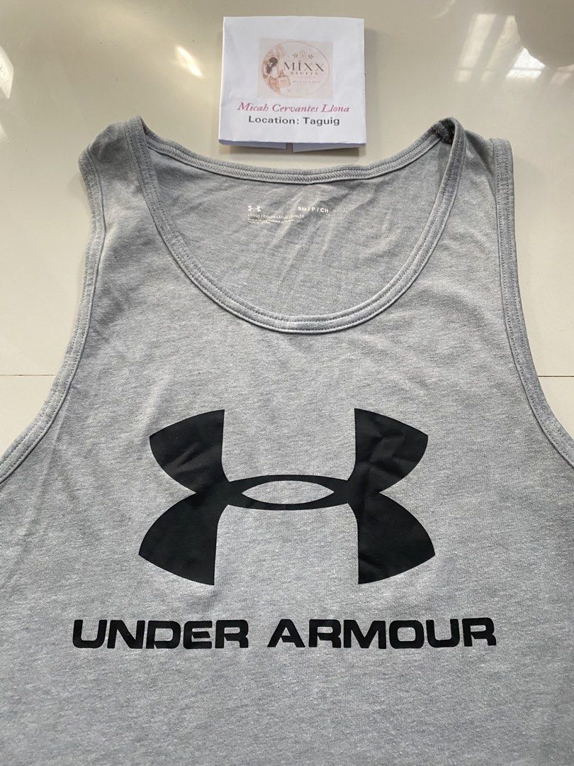Original Under Armour Grey Tank Top SM (Category: Activewear) located in Taguig. Submitted by mixxstuffsshop (Listing ID 1470618363, Image 3). Description: 👉Original Under Armour Men's Sportstyle Logo Tank 👉Price:580 👉Size: L- 27"/ W- 18.5 " 👉Very Good Condition 👉Location: Central Signal Taguig.