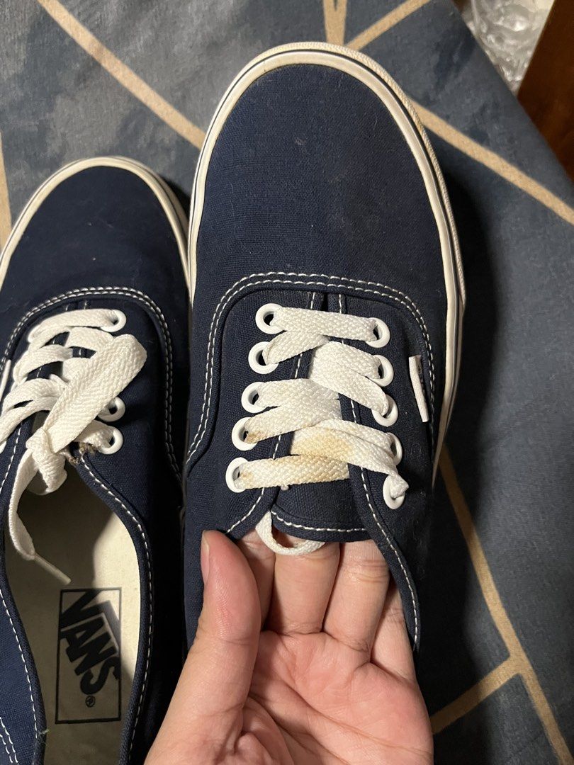 ORIGINAL VANS (Category: Sneakers) located in Manila. Submitted by oatsidess (Listing ID 1470676632, Image 2). Description: Once Used Just need some cleaning Visible yellow stains on the inside & shoe lace of one pair..