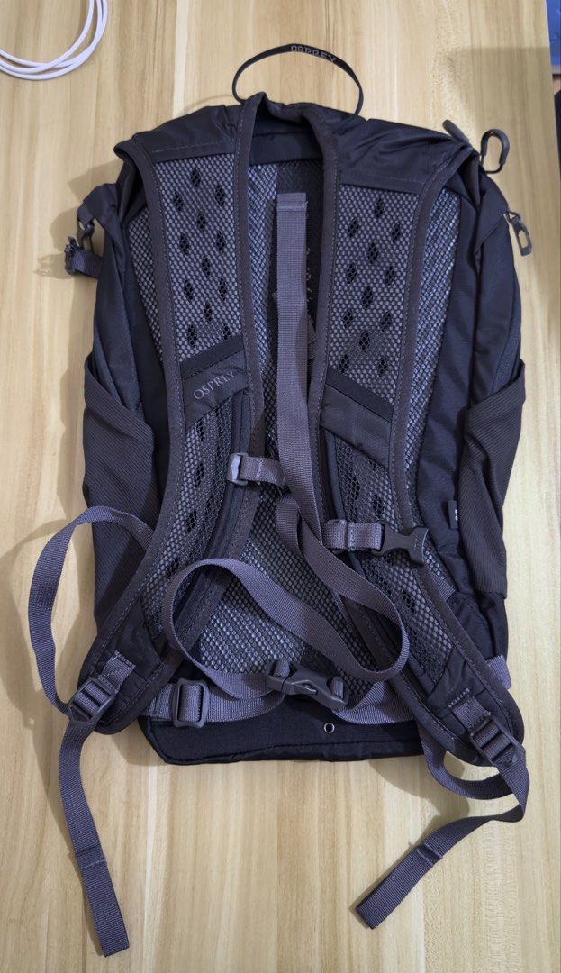 Osprey Sportlite 15 Backpack Dark Charcoal Grey (Category: Backpacks) located in Pila. Submitted by cl0verchips (Listing ID 1470614035, Image 2). Description: - Brand new with original tags attached - Color: Dark charcoal grey - Capacity: 15-litre lightweight design - Breathable mesh back panel for extra comfort - Multiple internal compartments with a convenient key clip - Adjustable sternum and waist straps for a secure fit - Ideal as an everyda