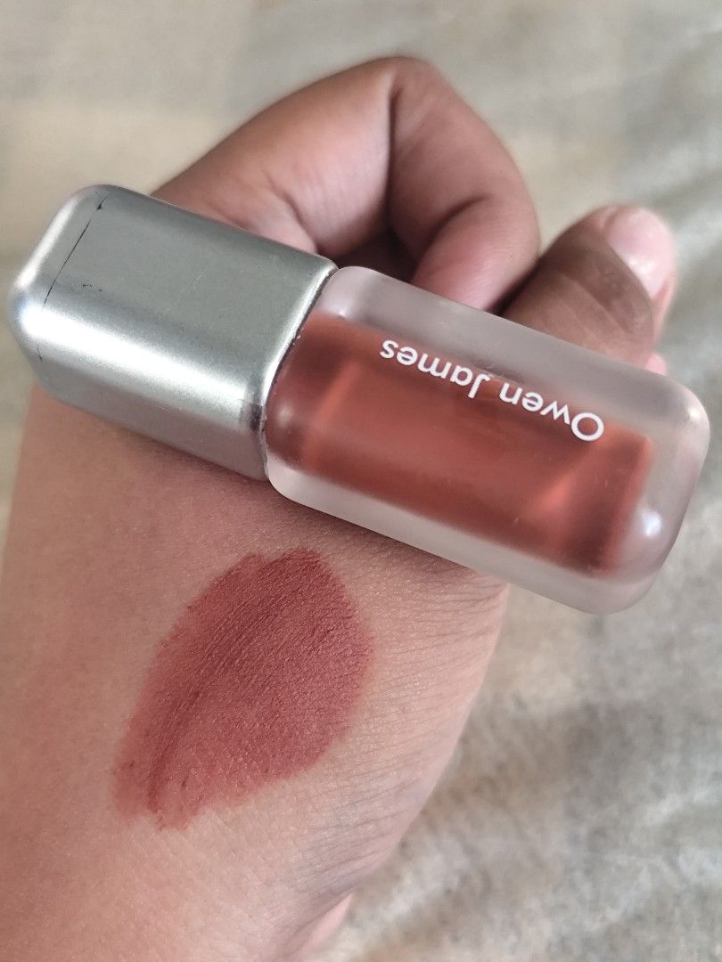 OWEN JAMES MATTE LIP TINT (Category: Makeup) located in Manila. Submitted by allaincecb (Listing ID 1470629293, Image 2). Description: shade: 05.