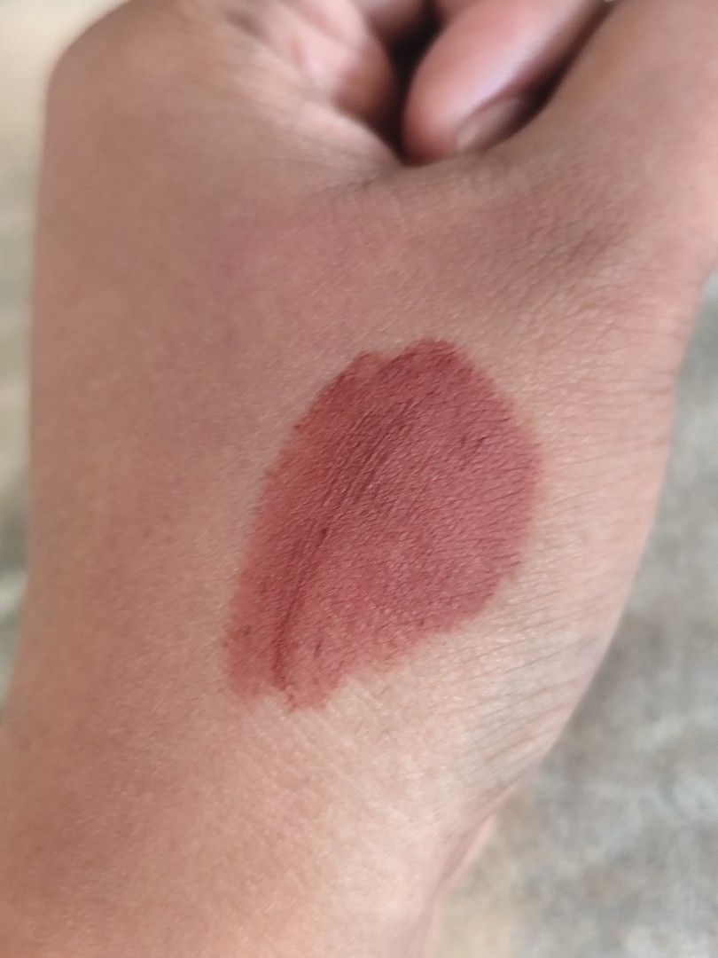 OWEN JAMES MATTE LIP TINT (Category: Makeup) located in Manila. Submitted by allaincecb (Listing ID 1470629293, Image 3). Description: shade: 05.