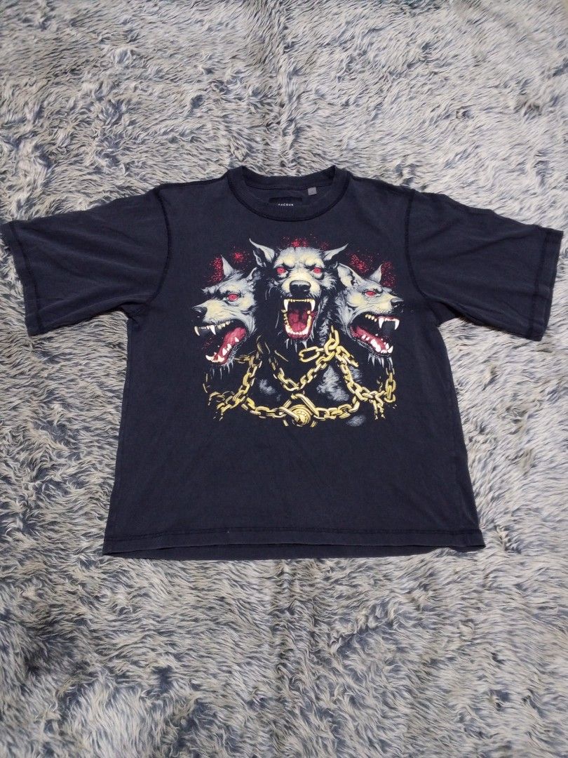 PACSUN Y2K t shirt (Category: Tshirts & Polo Shirts ) located in Manila. Submitted by pagatpatan59259 (Listing ID 1470581032, Image 1). Description: PACSUN Y2K T SHIRT Size: L on tag Price: 750.