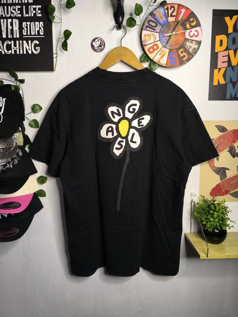PALM ANGELS (Category: Tshirts & Polo Shirts ) located in Puerto Princesa. Submitted by thriftykoi (Listing ID 1470651792, Image 2). Description: 🔥PALM ANGELS🔥 🏷️Price: 649 📏Dimensions: 21 x 27.5 📐Size: M - L 🎨Color Rate: 9/10 ⭕Condition: 9/10 🩹Issue: minimal hairline.