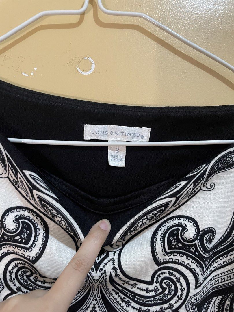Pattern Fitted Dress (Category: Dresses) located in Bacoor. Submitted by s4dee (Listing ID 1470622383, Image 3). Description: size: can fit small - medium - side zipper - premium fabric .
