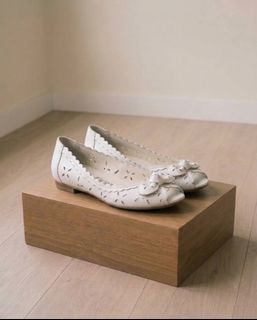 (Category: ) located in . Submitted by minimalistmanila (Listing ID 1470639497, Image 1). Description: .