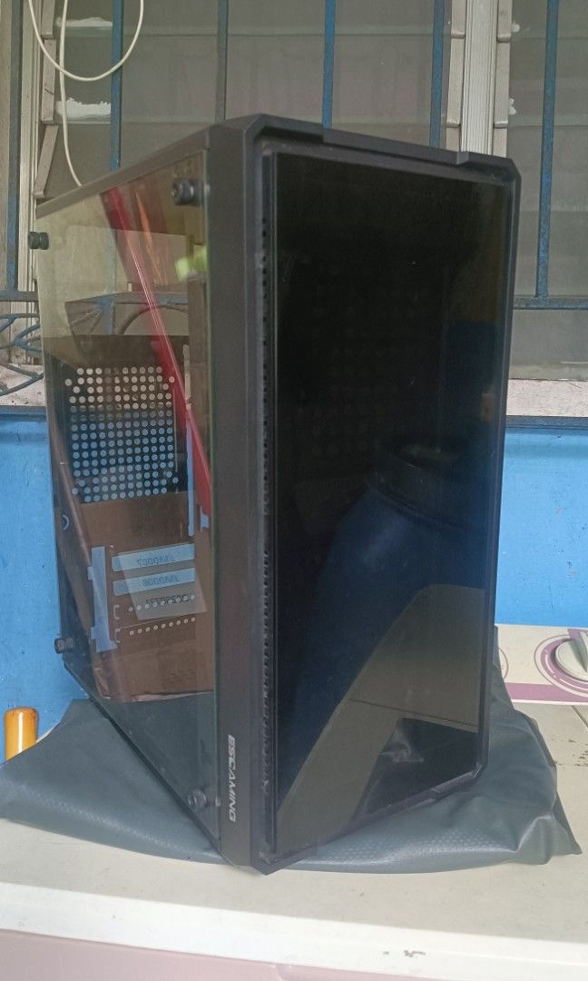 PC CASE glass side and front panel (Category: Computer Parts) located in Manila. Submitted by reccaaquin77542 (Listing ID 1470742567, Image 1). Description: .